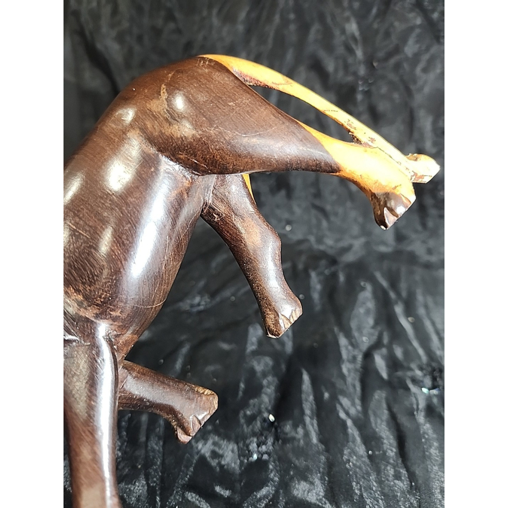Vintage Hand Carved Wooden African Lion Figure Sculpture - Picture 5 of 10